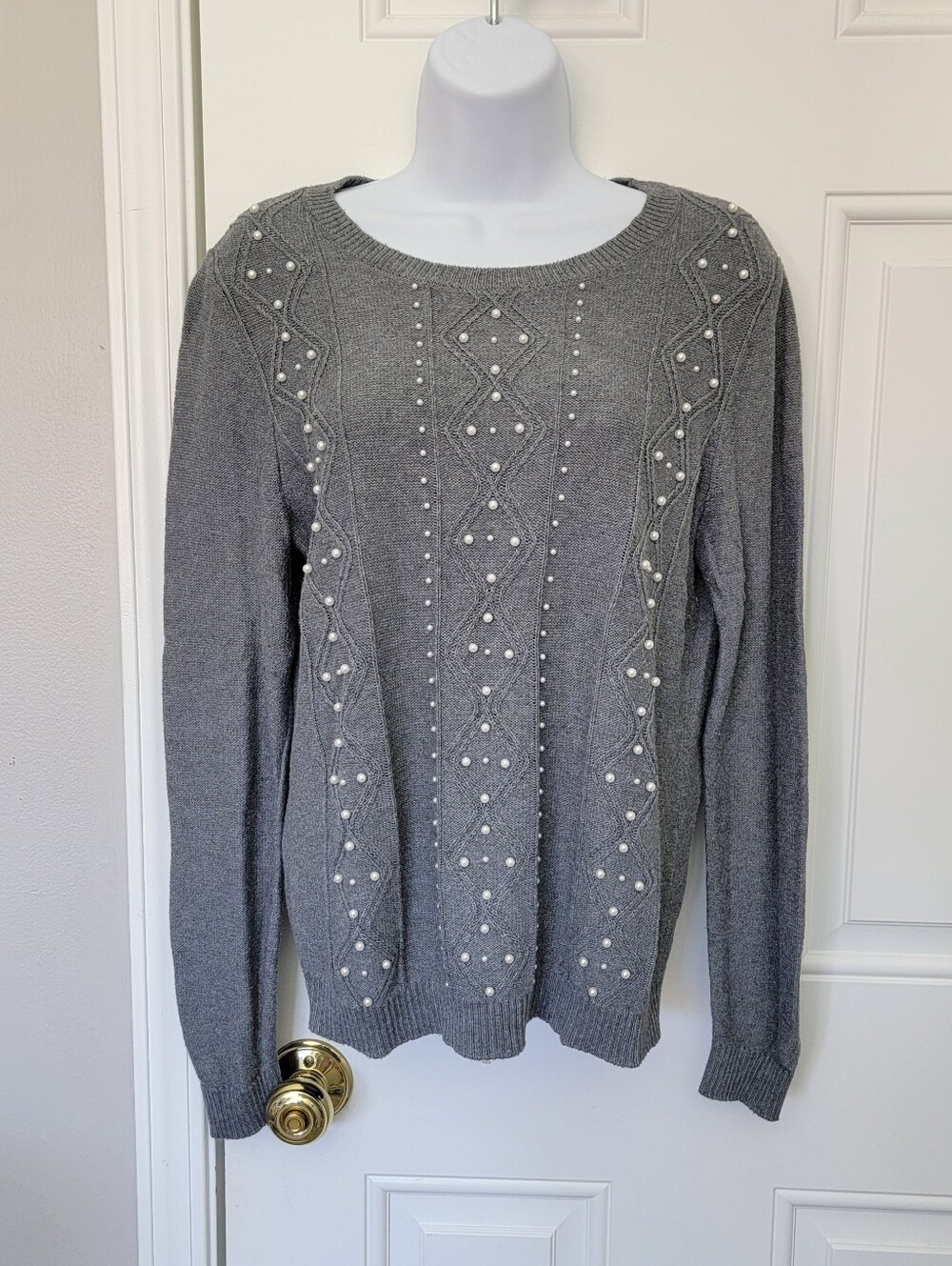 LOFT Gray Cable Knit Pearl Embellished Crewneck Pullover Knit Sweater Medium